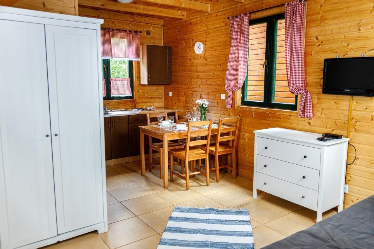 Pinia Lodge